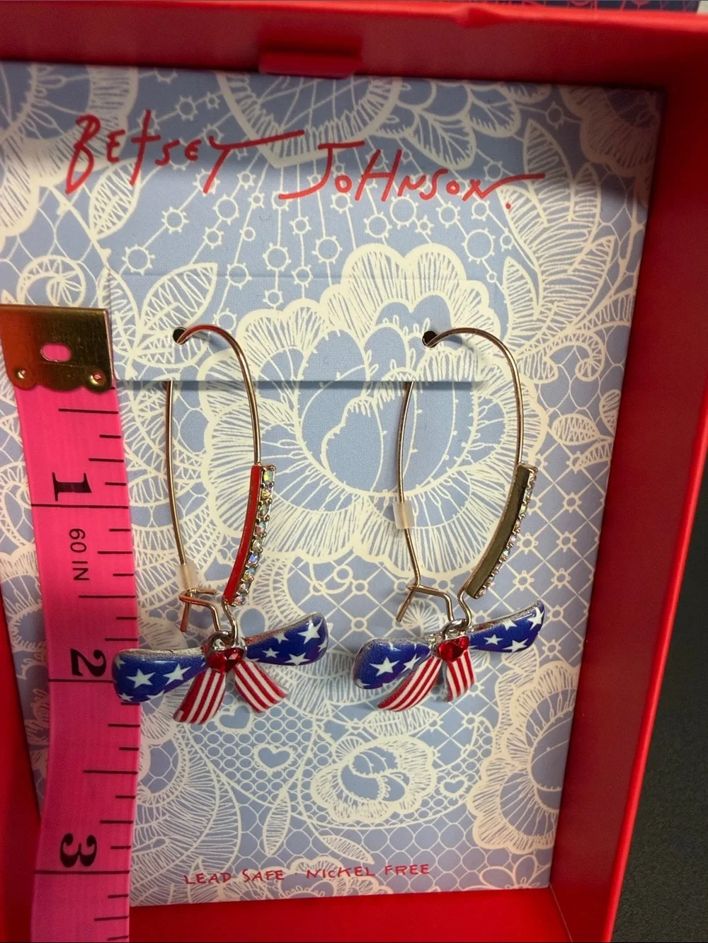Betsey Johnson | 4th Of July Americas Birthday Rhinestone Bow Earrings 🇺🇸